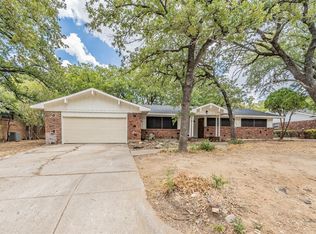6409 Yorkshire Dr, Forest Hill, TX 76119