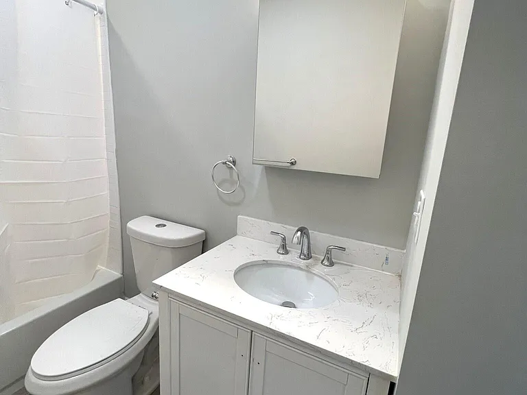 73 Pearl St #1 — Photo 16
