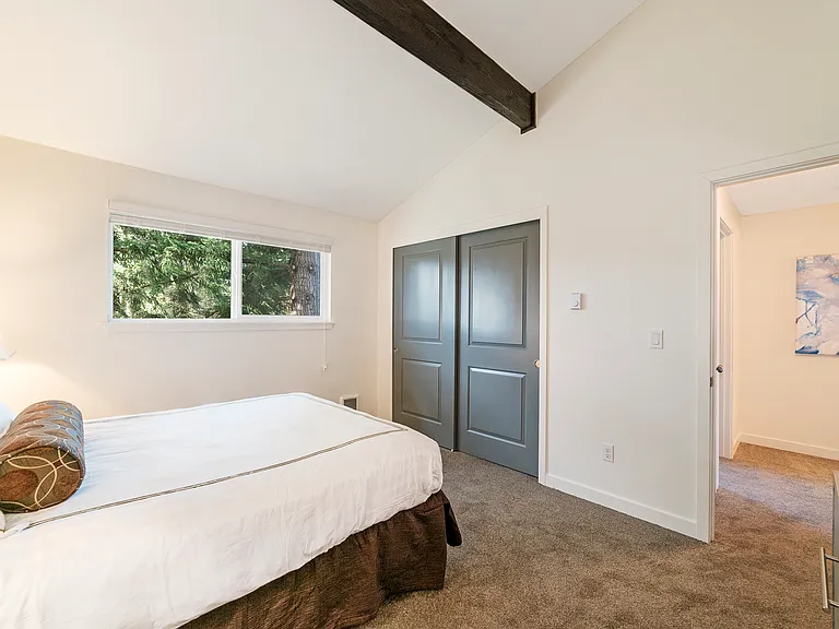 Redondo Ridge Townhomes — Photo 9