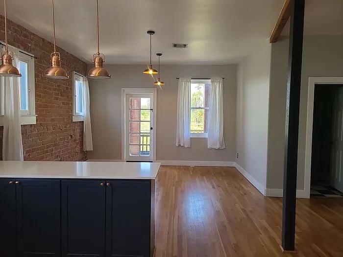 710 N 6th Ave #3 — Photo 9