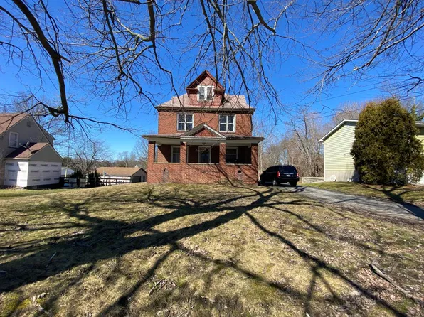 330 Coitsville Rd, Campbell, OH 44405