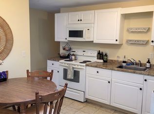 167 Elm St #B, Milford, NH 03055