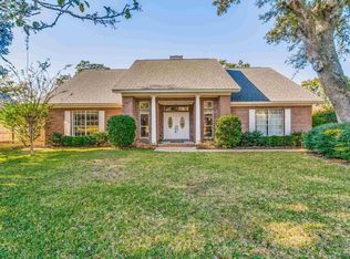6511 Chardonnay, Pensacola, FL 32504