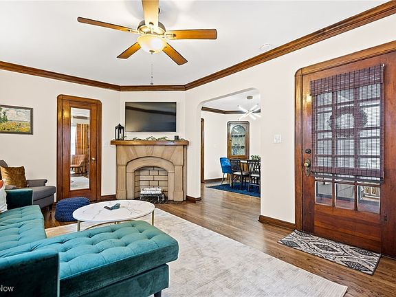 4th image of 4478 W 11th St