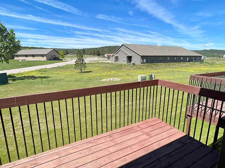 7050 Freedom Ln — Photo 31