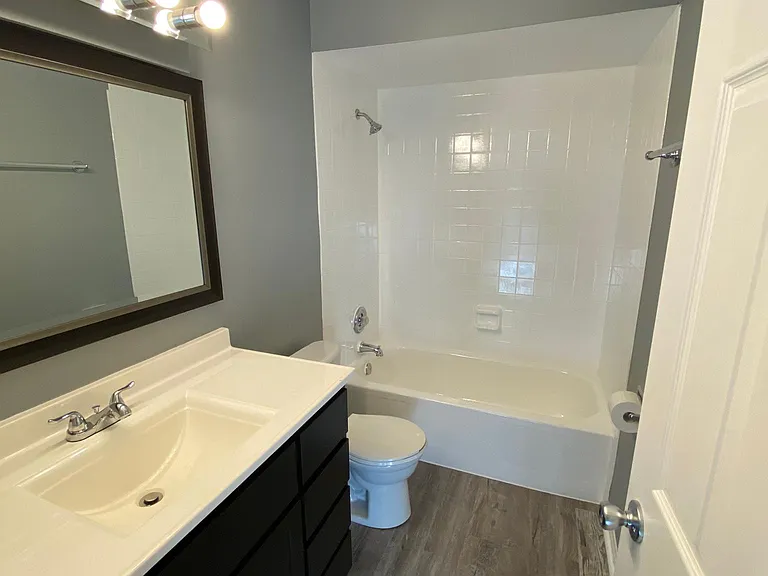 4051 Charleston Rd #1E — Photo 2