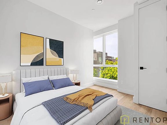 4th image of 22 Frost St #313