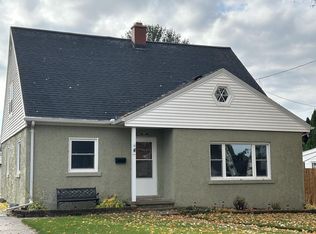 1311 Flambeau St, Manitowoc, WI 54220
