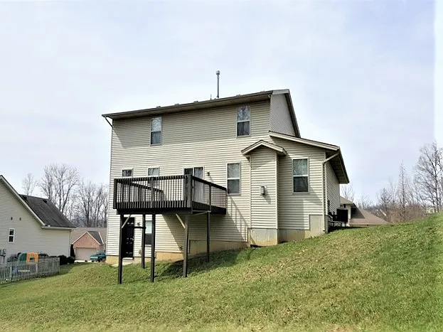 440 Dexter Ct — Photo 9