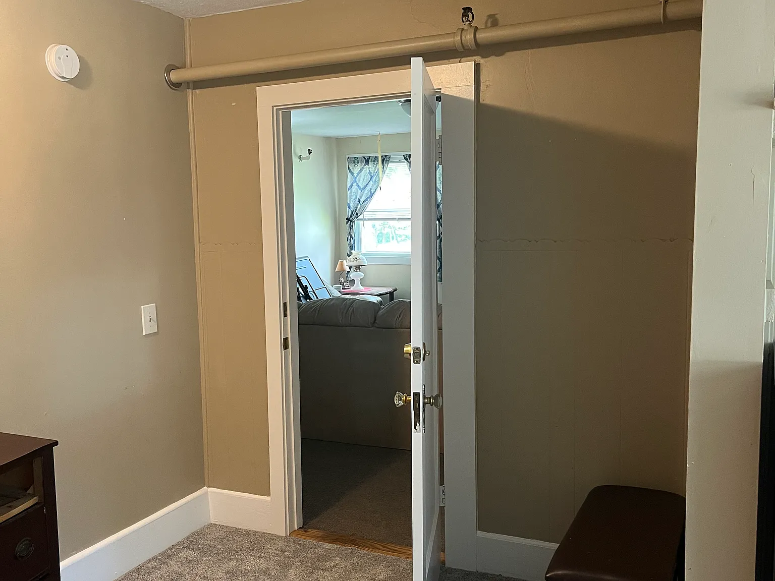 129 Springfield Rd — Photo 2