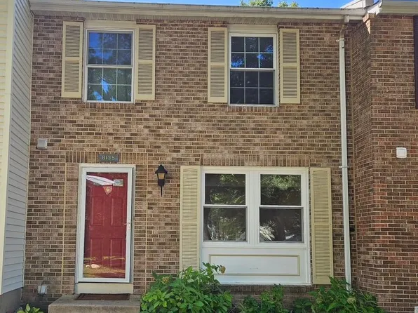 8135 Loving Forest Ct, Springfield, VA 22153