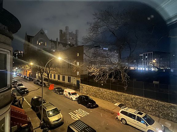 5th image of 1132 Jackson Ave #3