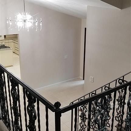 4th image of 1728 Hiview Ct
