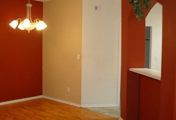 4th image of 1714 Cordell Dr