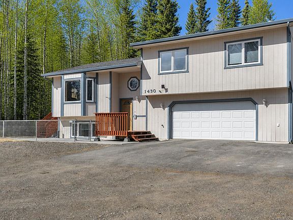 2nd image of 1430 Helenka Dr