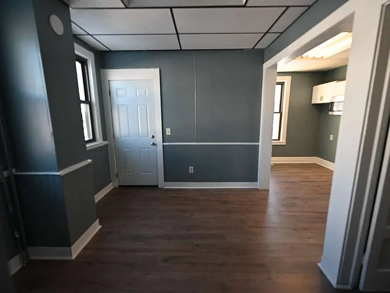4 Washington St #1 — Photo 9