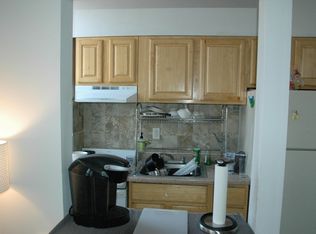 851 Bergen Ave #204, Jersey City, NJ 07306