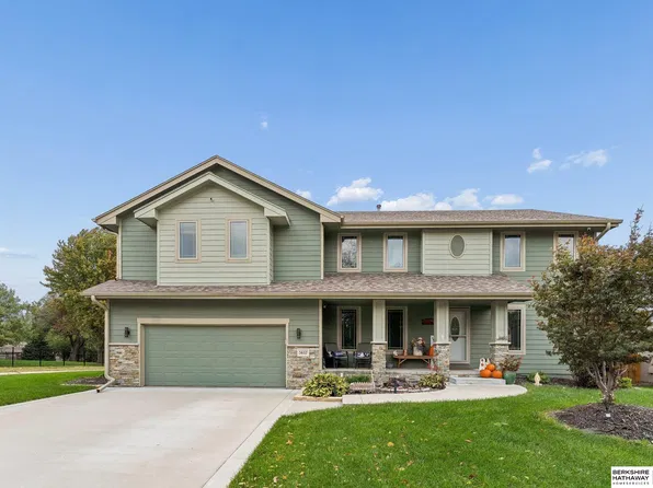 5607 S 174th Ave, Omaha, NE 68135