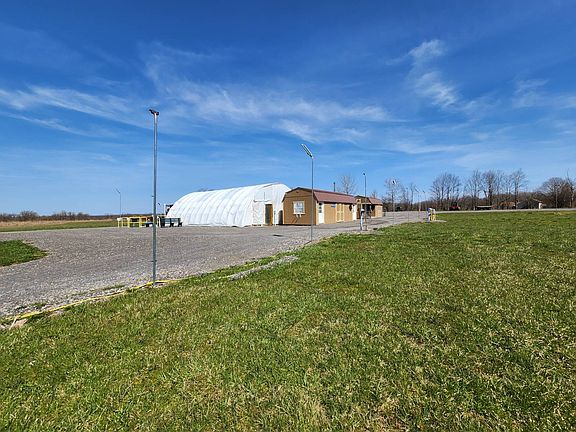 3rd image of 5895 Old Oneida Rd