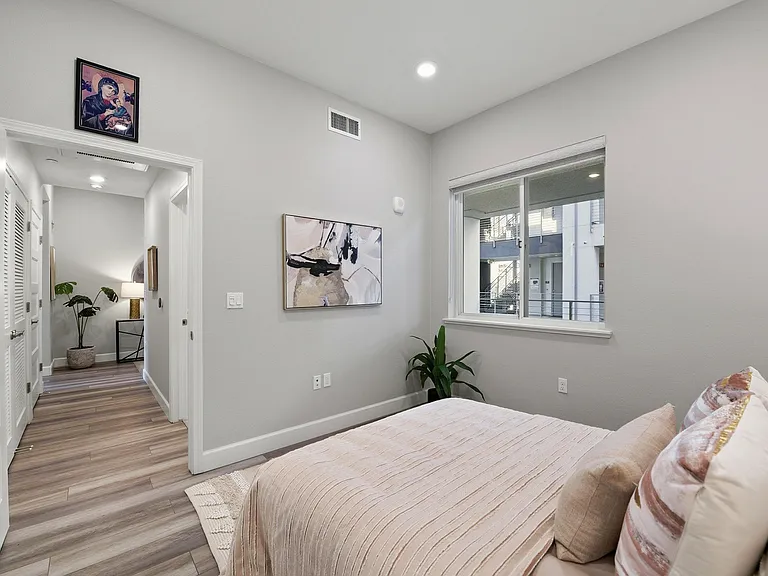 3027 Manuel St #4 — Photo 15