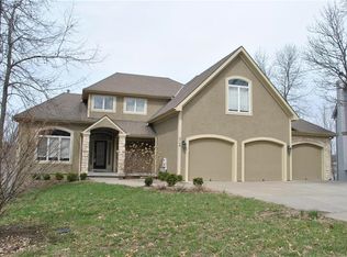 4708 Canaan Lake Cir, Kansas City, KS 66109