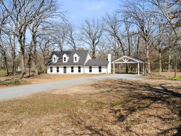 894 County Road 1250, Mount Pleasant, TX 75455