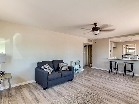 4th image of 2724 W Minnezona Ave