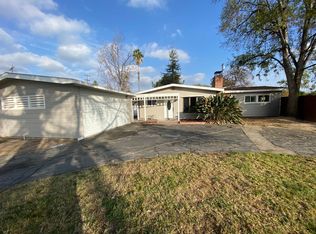 8528 Comanche Ave, Winnetka, CA 91306