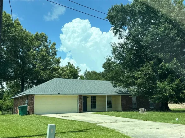 1210 Katy Ln, Westlake, LA 70669
