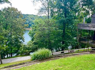9337 S Pointe Lasalles Dr #16, Bloomington, IN 47401
