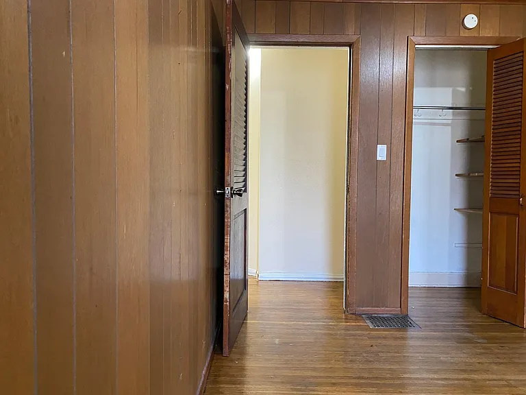 127 Selye Ter #1 — Photo 32