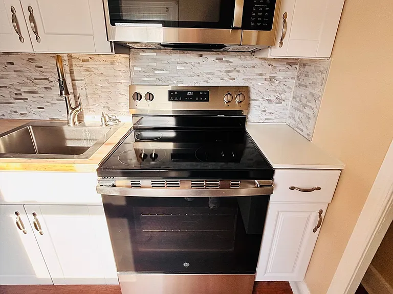 47 S Merion Ave — Photo 6