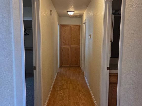 5th image of 413 Barretta St