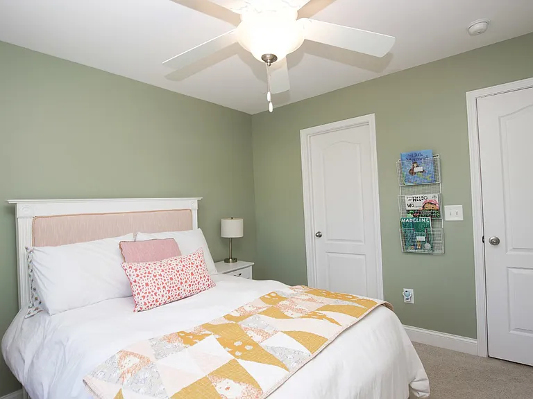 240 Parrish Ln — Photo 36