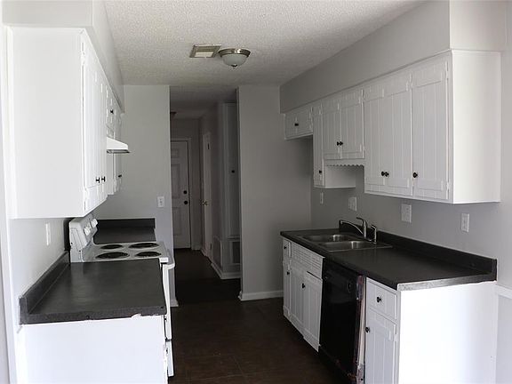 4th image of 5778 Belleau Dr