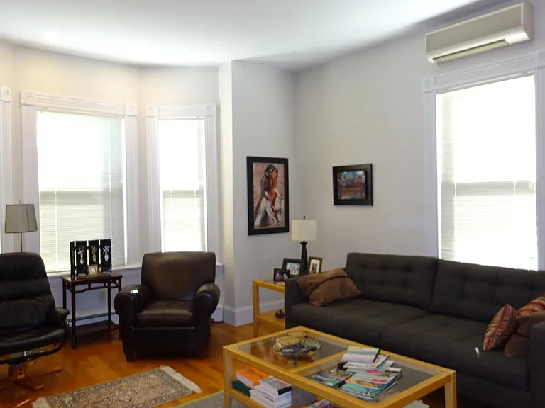 17 Centre St #1 — Photo 5