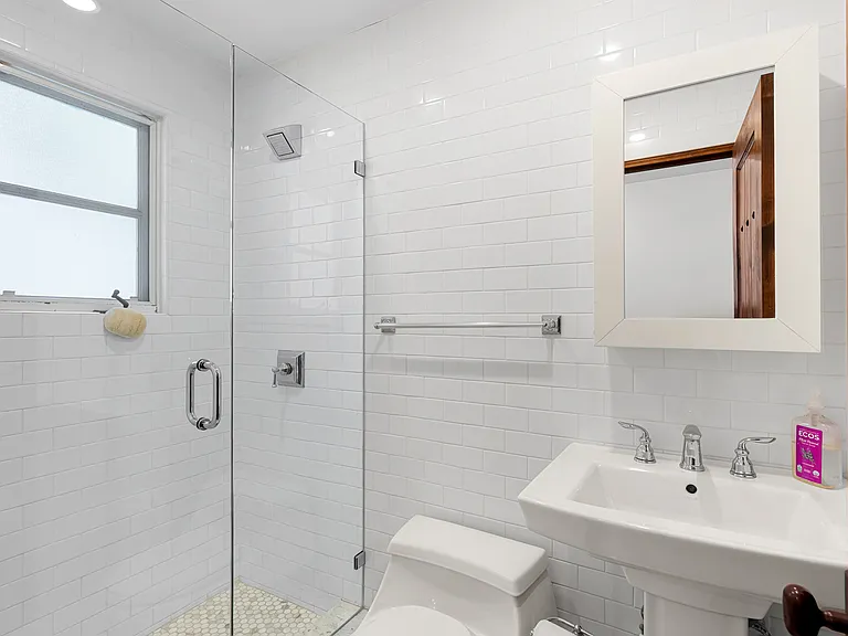 4363 Irvine Ave — Photo 25