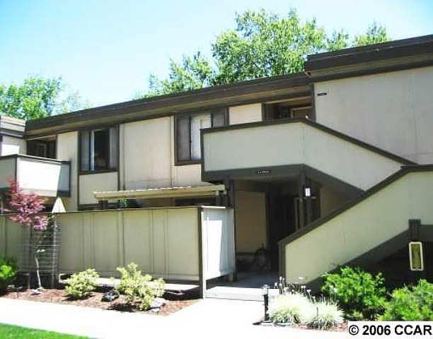1st image of 2533 Pine Knoll Dr E #7-6