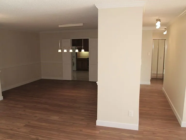 1800 Old Meadow Rd #806 — Photo 14