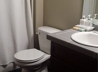 4005 NE 3rd Pl UNIT C, Renton, WA 98056