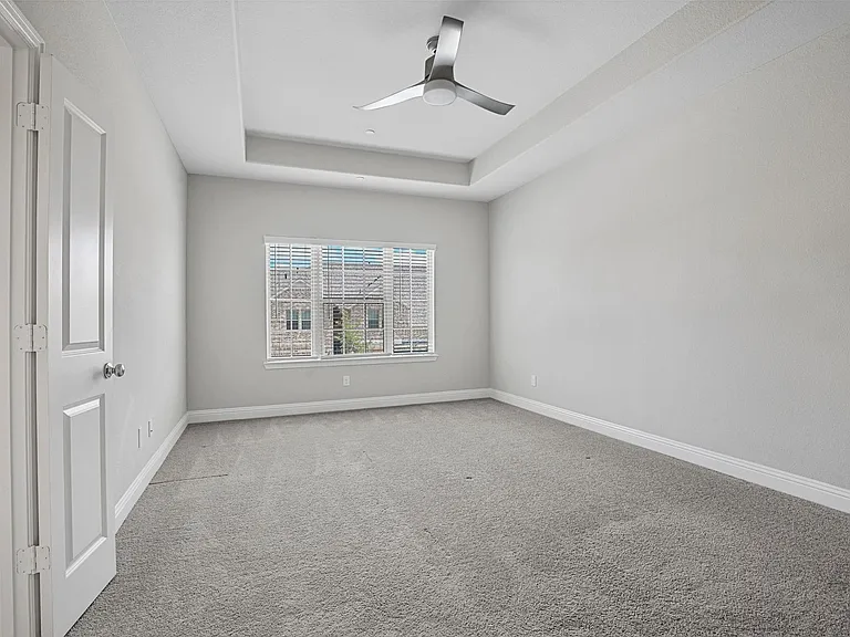3032 Galveston St — Photo 23