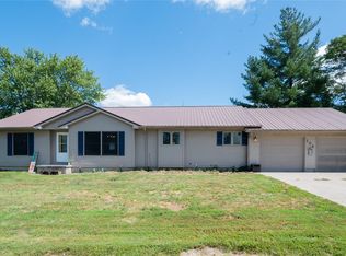 708 Edwards St, Bussey, IA 50044