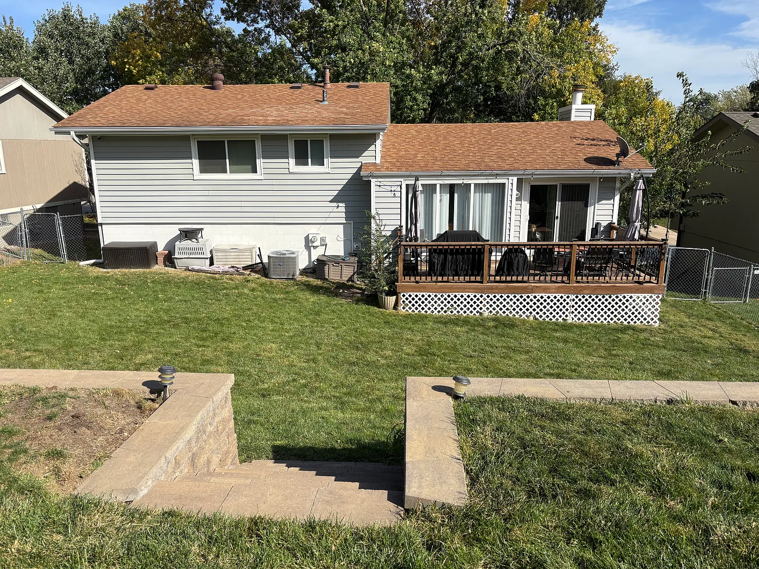3 bed, 2.5 bath, 1624 sqft, $2,000 — Photo 3