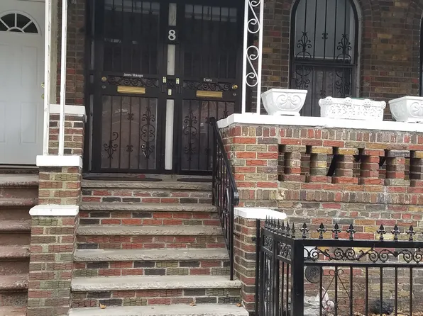 8 E 95th St, Brooklyn, NY 11212