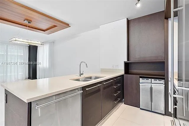 55 SE 6th St #1607 — Photo 21
