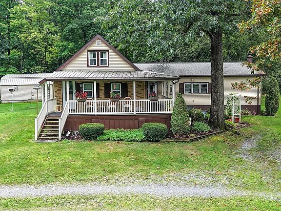 4th image of 6 E Ryeland Ln