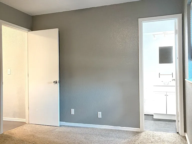 740 W Elder Dr — Photo 12
