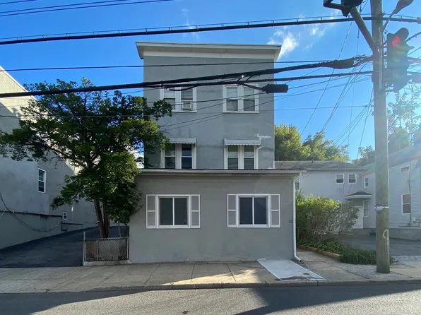 208 Ashford Ave #3, Dobbs Ferry, NY 10522