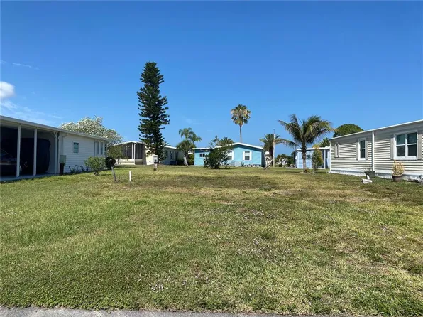 530 Parkwood Ave, North Port, FL 34287