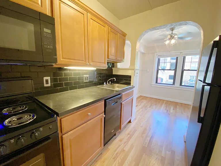 04 Kitchen